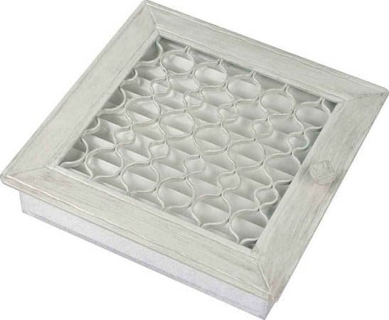 фото Каминная вентиляционная решетка выдвижная 22*22 Ретро белая