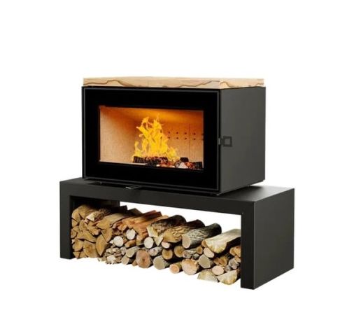 фото Печь-камин Астов Куб 800 на подиуме