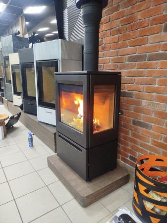 фото Печь-камин Lacunza Garde