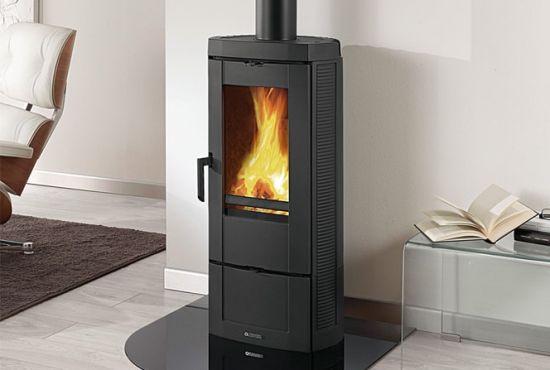 фото Отопительная печь-камин La Nordica Candy эмалированный чугун