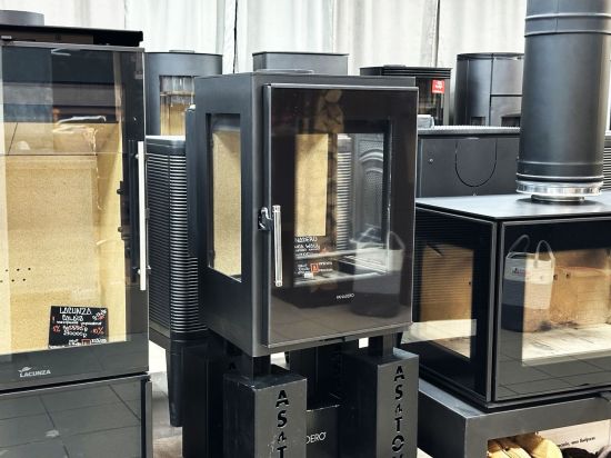 фото Подвесной камин Panadero Inca Wall