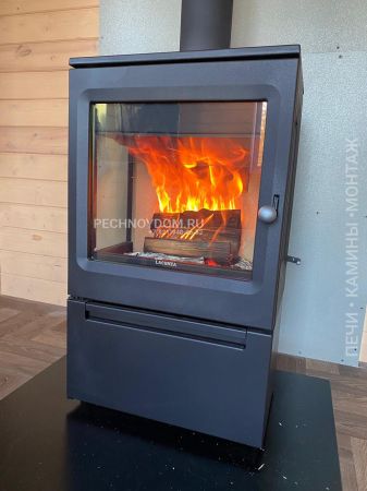 фото Печь-камин Lacunza Garde