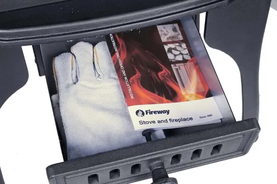 фото Чугунная печь-камин FireWay Konnekta