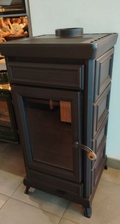 фото Печь-камин Астов Майолика чугун