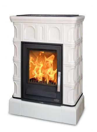 фото Керамический камин Britania LPI, кафельный цоколь